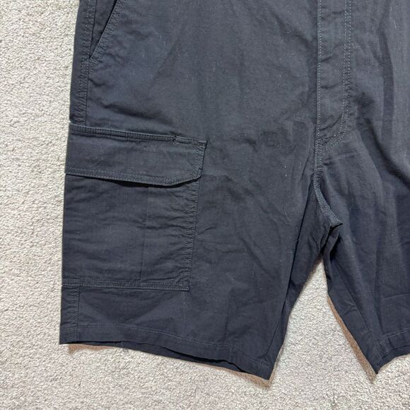 Signature by Levi Strauss & Co. Utility Comfort 10"‎ Shorts Men's 42 Black NWT - Picture 3 of 11